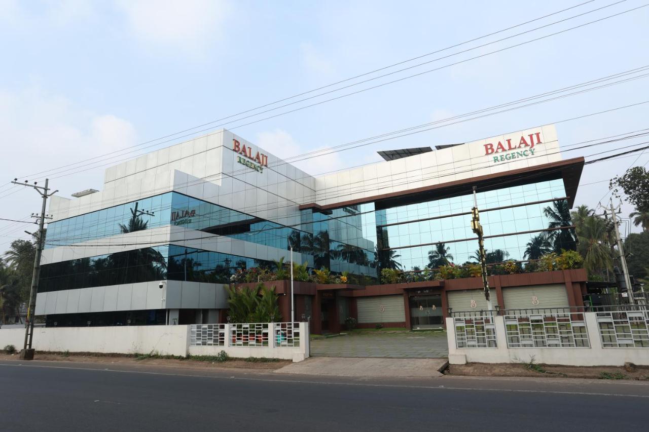 Balaji Regency Kanhangad Kannangad Zewnętrze zdjęcie
