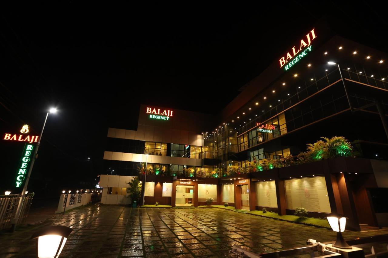 Balaji Regency Kanhangad Kannangad Zewnętrze zdjęcie