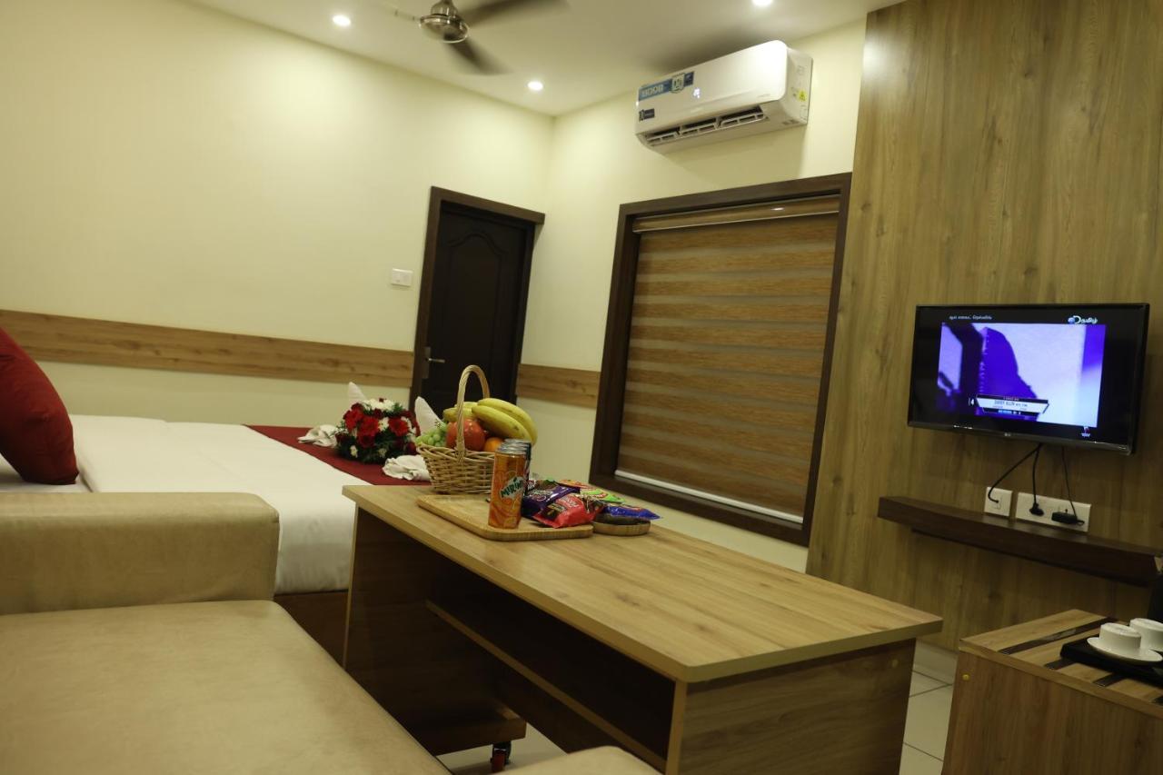 Balaji Regency Kanhangad Kannangad Zewnętrze zdjęcie