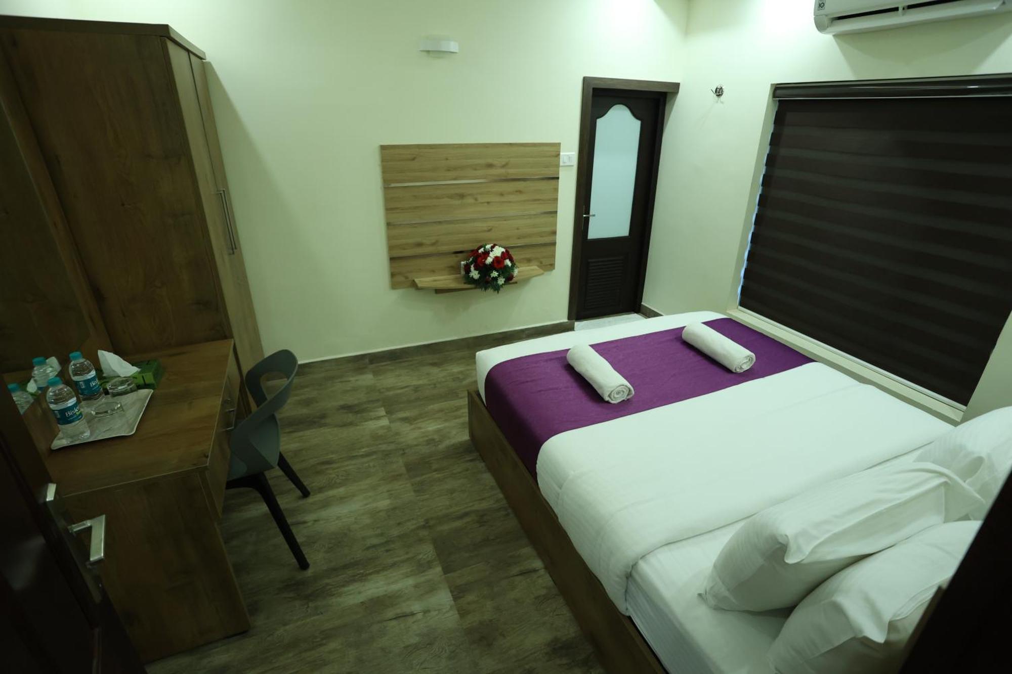Balaji Regency Kanhangad Kannangad Zewnętrze zdjęcie