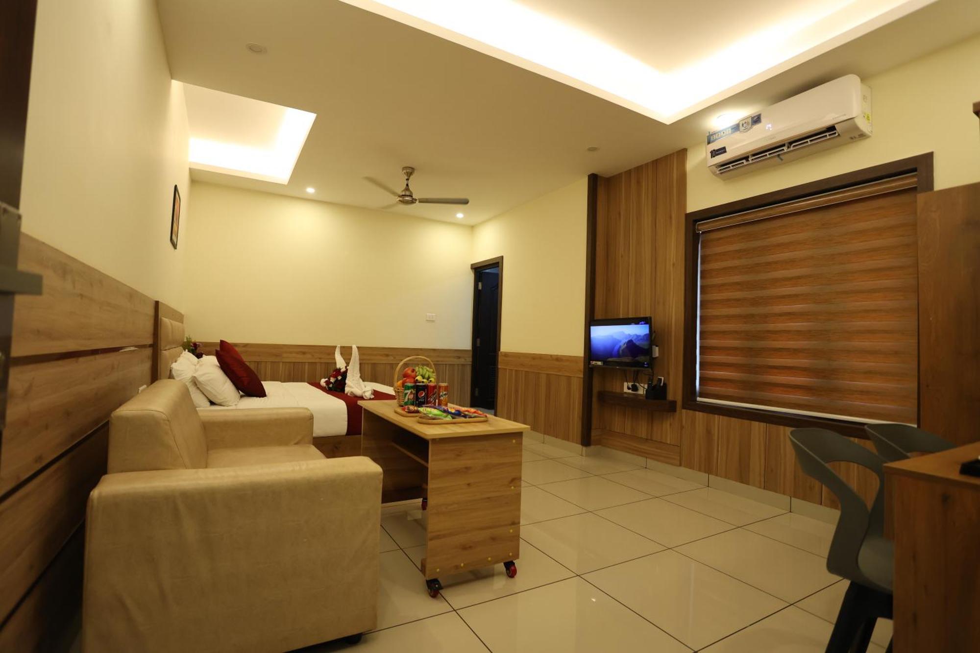 Balaji Regency Kanhangad Kannangad Zewnętrze zdjęcie