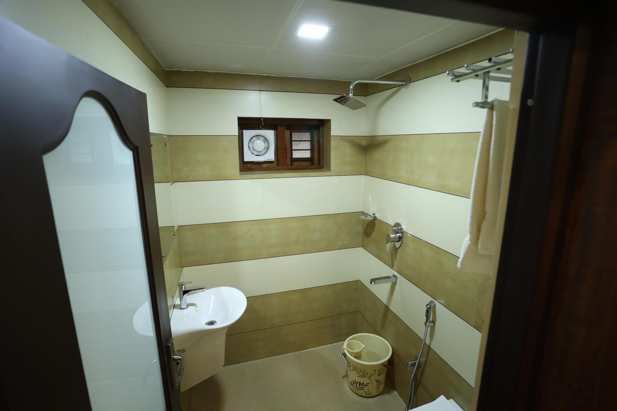 Balaji Regency Kanhangad Kannangad Zewnętrze zdjęcie