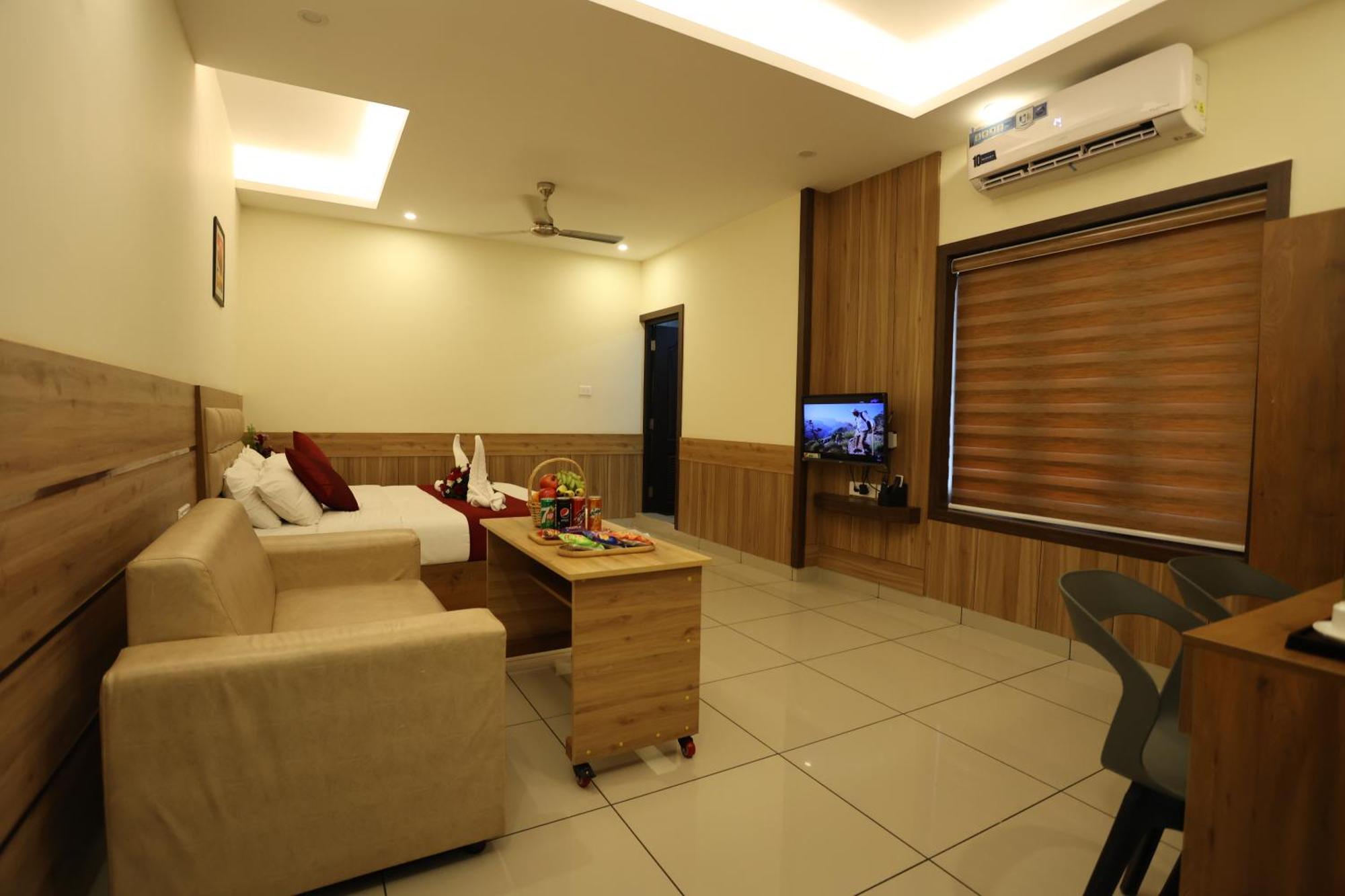Balaji Regency Kanhangad Kannangad Zewnętrze zdjęcie